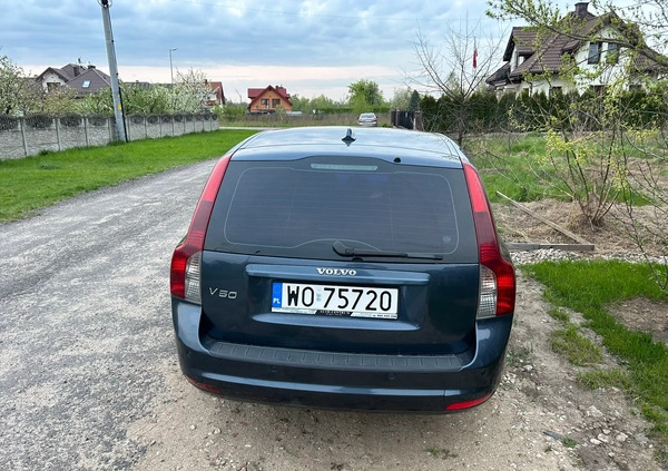 Volvo V50 cena 12900 przebieg: 325000, rok produkcji 2007 z Ostrołęka małe 67